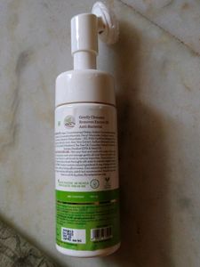 Mamaearth Tea Tree Foaming Face Wash
