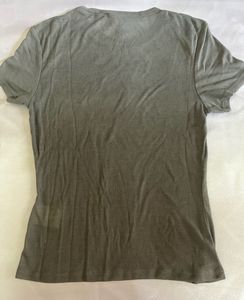 H&amp;M Grey T-Shirt