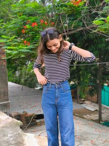 striped top