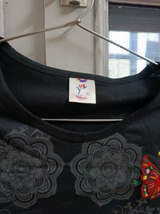Patterned T-shirt