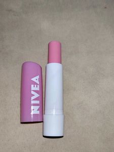 PUJA OFFER Nivea Strawberry Lip Balm
