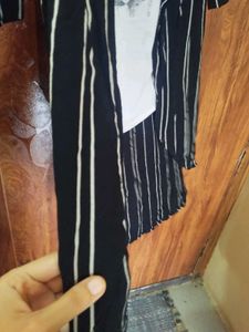 Pinteresty shrug