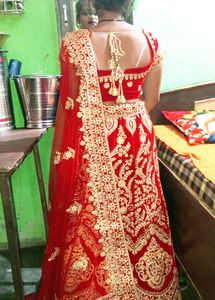 Red Lahange Choli Dupatta M Size
