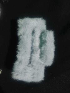 korean fuzzy hair claw clip