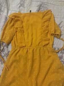 Chic Mustard Mini Dress