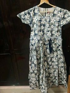 Black And White Flower Printed Dress