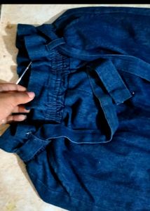 Blue High Waisted Jeans 🤩