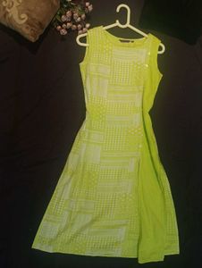 SRISHTI Neon Green Bohemian Printed Straight-S