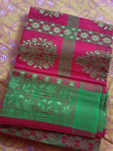 Elegant Red &amp; Green Saree