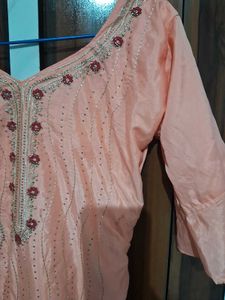 Peach Embroidered Kurti With Plajo Chudri