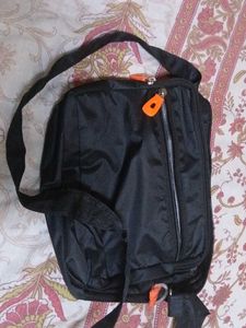 CrossBody Bag (4 Zips)