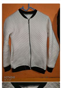1jacket 1sweater 2top
