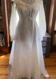 Lace Vintage Wedding Dress/ Gown Fixed Price
