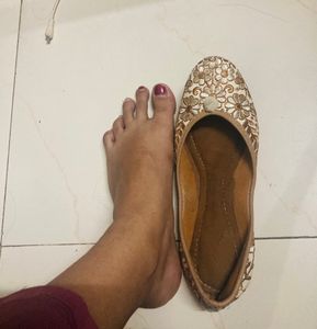 MOJARIES