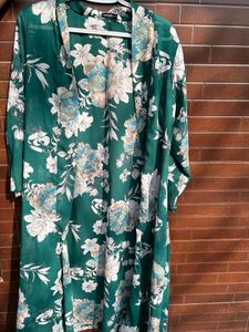 Dark Green Floral Print Shrug