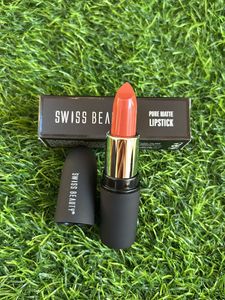 Swiss Beauty Pure Matte Lipstick