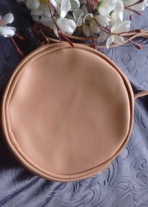 Round Cat Sling Bag