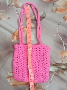 Pink crochet Handbag With Zip