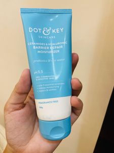 Dot &amp; Key Ceramides Moisturiser With Hyaluronic