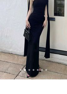 Elegant Black Bodycon Dress