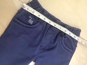Girls Strechable Jeans 6-7 Yrs
