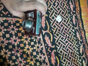 Nikon Coolpix L20