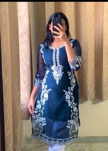 Elegant Blue Embroidered Kurta