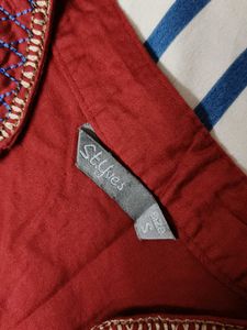 Styves Women Red Sequin Embroidery Cotton Kurta