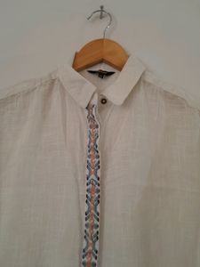 White Casual Shirt (Women&#39;s)