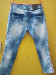 Stylish Distressed Jeans