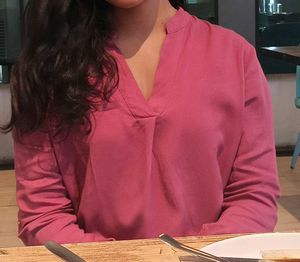 Rosewood V-Neck Long Sleeve Top