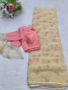 Cream And Peach Saree