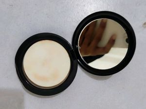 Maybelline Fit Me Compact