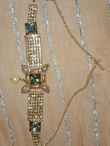 Elegant Bejeweled Necklace