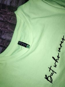 Combo Of Neon Top And Dungarees