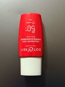 Dot & Key Strawberry Sunscreen