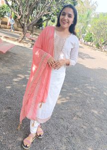 Beutiful Embroidery Work Kurta Set 💗