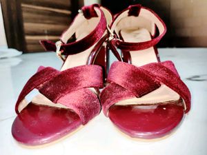 Mode By Red Tape Landon Block Heel Sandals