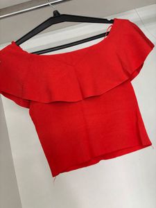 ZARA KNIT OFF-SHOULDER TOP