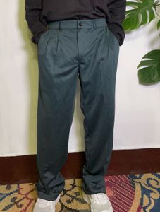 Classic Pleated Wide-Leg Trousers