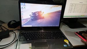 Dell Laptop i5 4GB Ram 15s 4th Generation