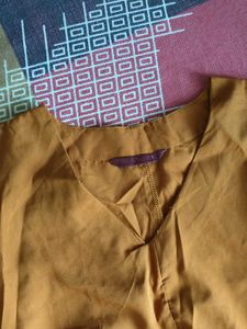 Tokyo Talkies Top