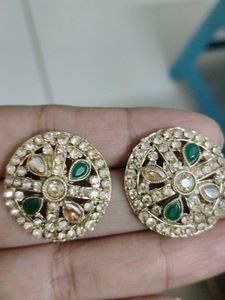 Green Studs