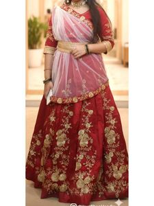 🍒Red Bridal Embroidered Lehenga Choli🍒
