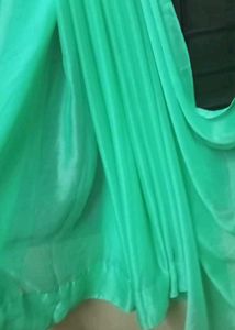 Simple And Beautiful Saree X With Stiches Blowse