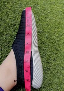 Streachable Sneakers