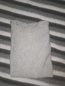 Grey Quarter Sleeves Sweater