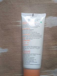 La Shield Sunscreen Gel