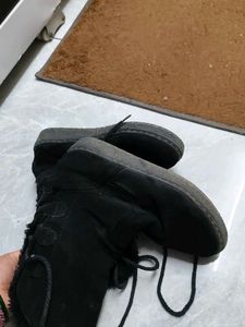 Black Winter Boots