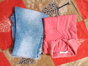 tshirt 👕 with jeans 👖